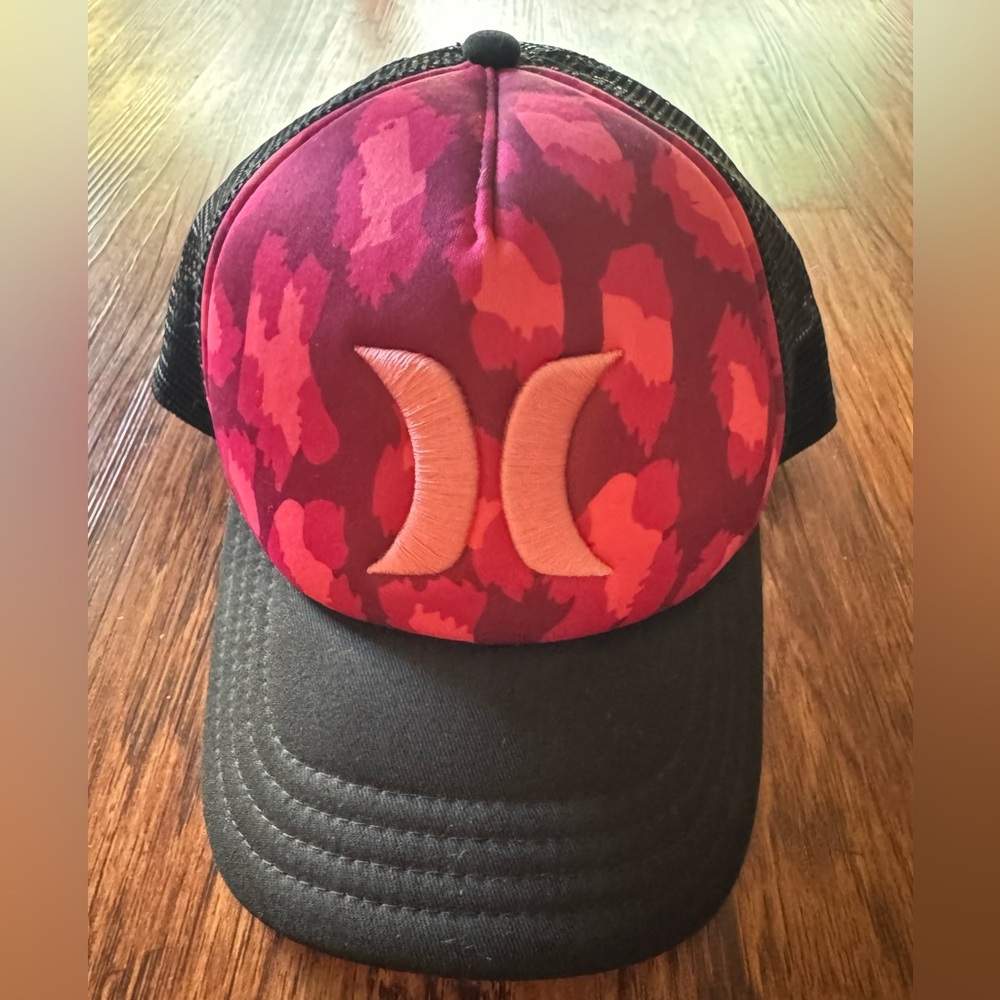 Hurley Women’s Trucker Hat